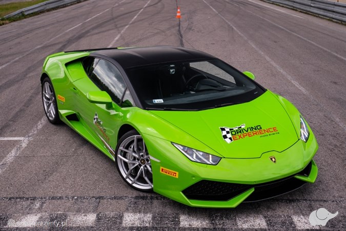 Co-drive Lamborghini Huracan po torze dla dziecka