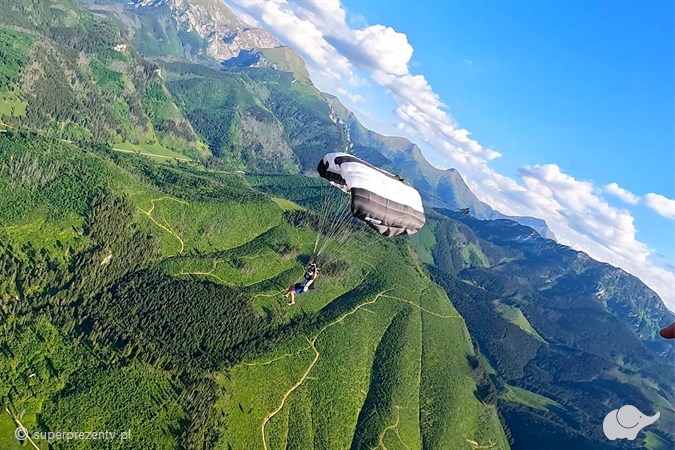 Skok w tandemie w Tatry z podwójnym filmowaniem