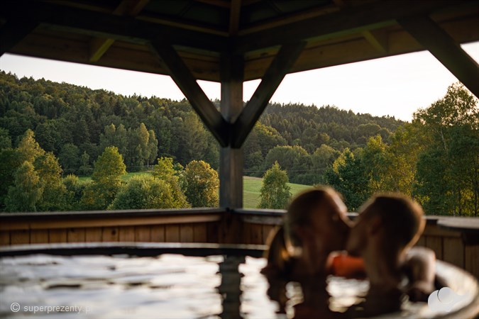 Pobyt w Bieszczadach dla zakochanych z wyżywieniem