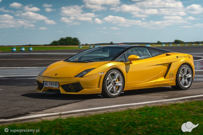 Jazda Lamborghini Gallardo po torze 