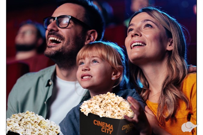 Rodzinne emocje na dużym ekranie – 2 bilety 2D dla dorosłych+2 bilety 2D ulgowe do Cinema City z przekąskami!