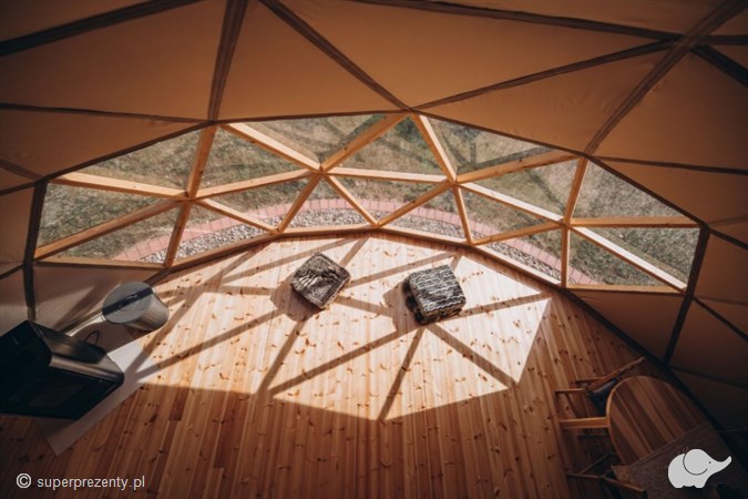 Glamping Litwa – magiczny nocleg w Wielkiej Kopule lub Jurcie