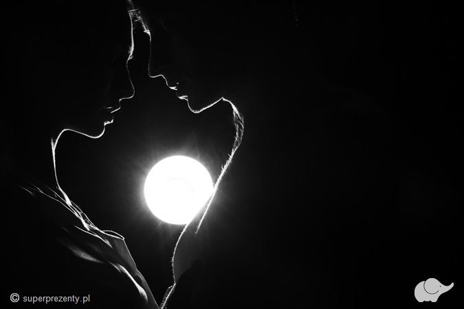 Spacer w ciemności w Bytomiu