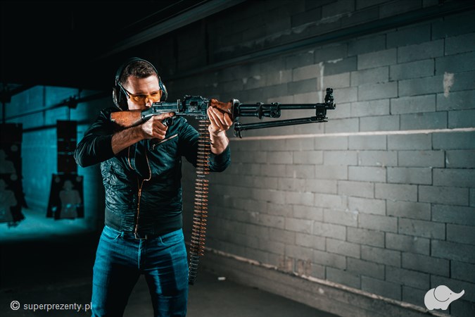 Pakiet „Armageddon” – ponad 150 strzałów z 12 rodzajów broni – PM Shooter Warszawa