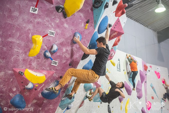 Ścianka wspinaczkowa dla dwojga bez limitu czasu w VOLT Warszawa